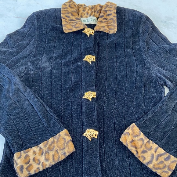 Vintage Carole Wang 1990’s chenille sweater animal print collar cheetah buttons - Picture 3 of 10